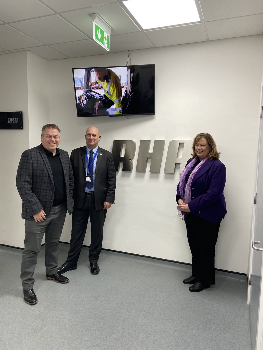 Great to host <a href="/FionaHyslop/">Fiona Hyslop</a> at <a href="/RHANews/">RHA</a> Bathgate. Covered topics such as ferry capacity, driver facilities, speed limits, freight crime and skills to name a few. Look forward to working together as we move forward.