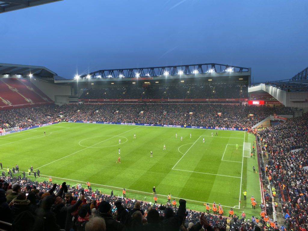 Odhrán Mac Niallais tweet media