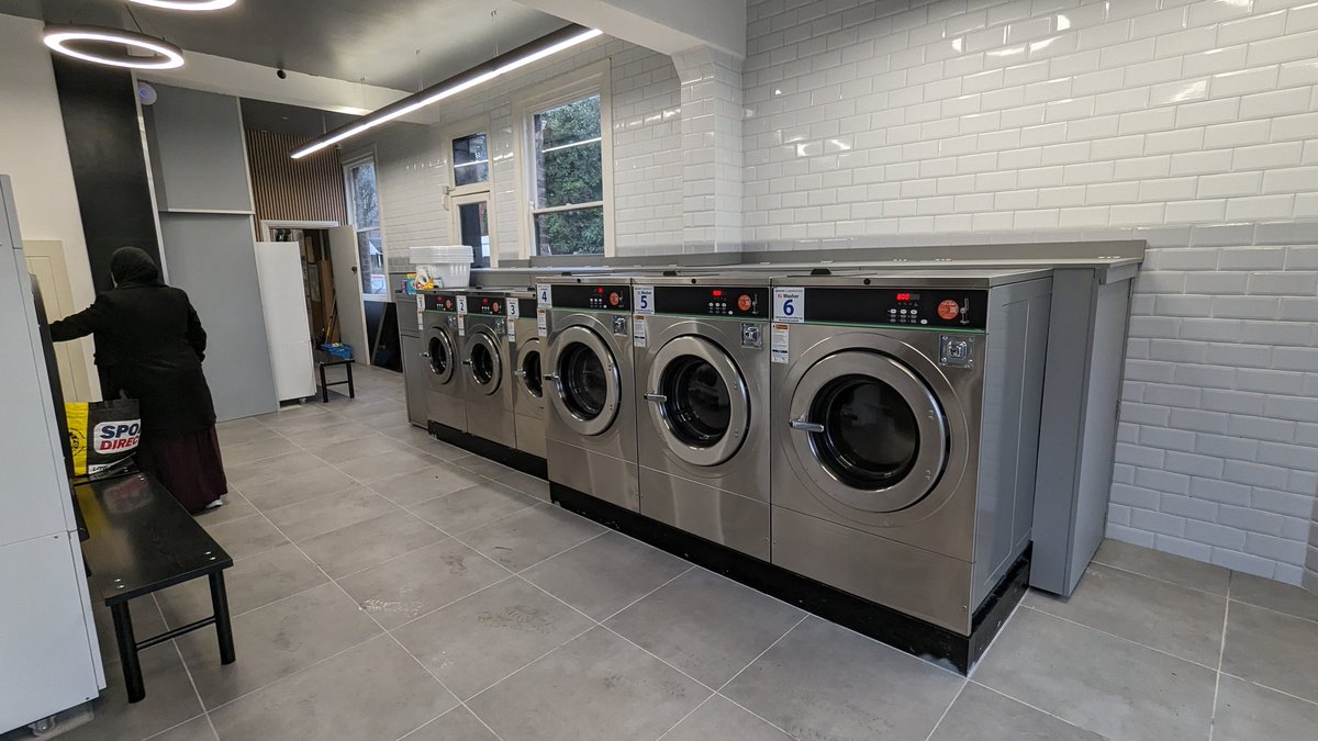 laundryboxuk's tweet photo. @Launderettes1 Opening up this week 😍 https://t.co/qfB9QplhAU