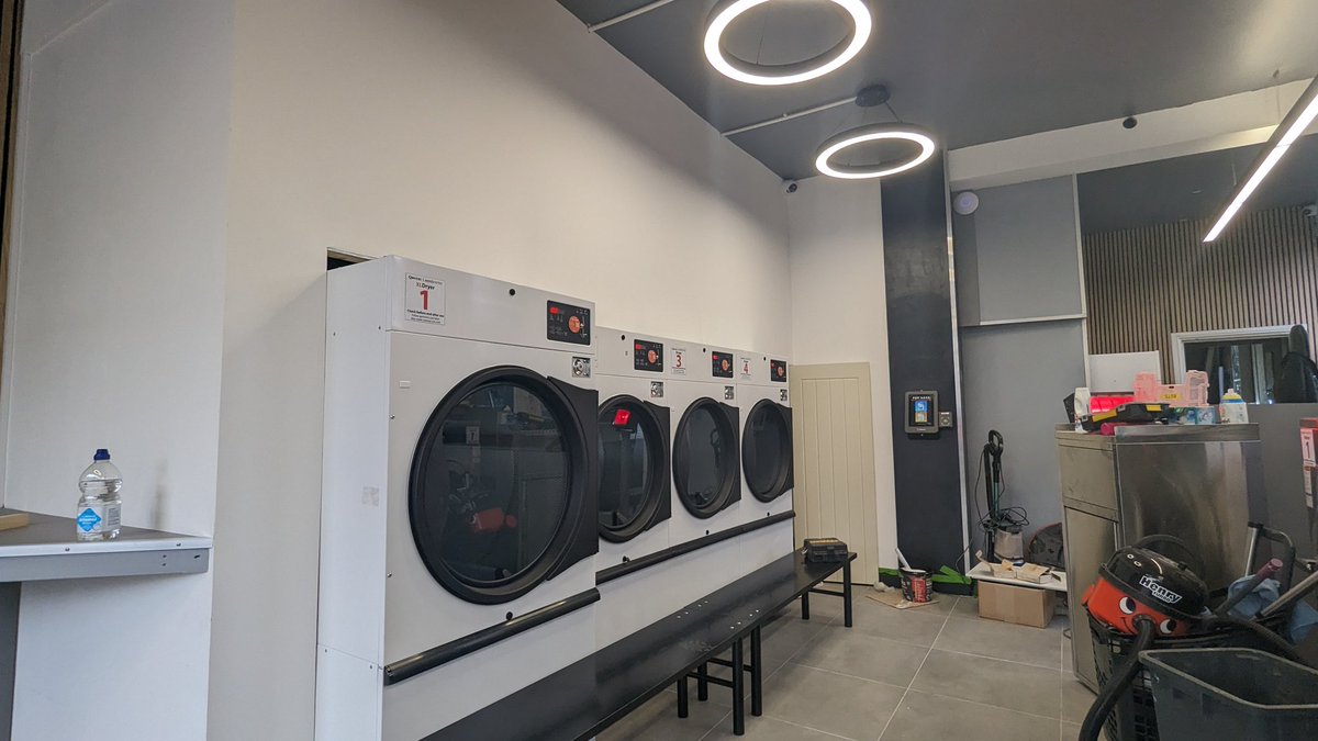 laundryboxuk's tweet photo. @Launderettes1 Opening up this week 😍 https://t.co/qfB9QplhAU