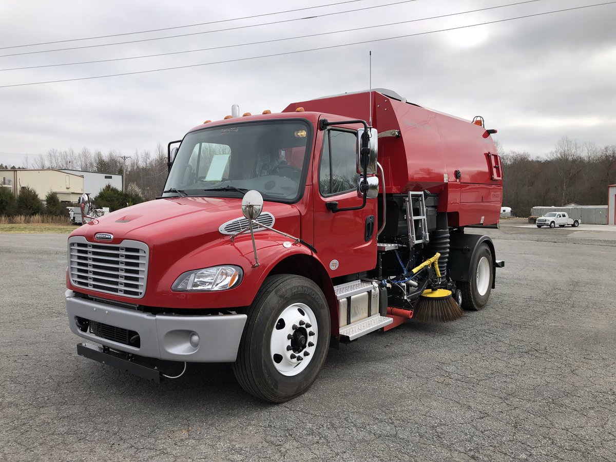 Bucher_BMNA's tweet image. ❄️⛄️The cold truth, it's time to winterize your street sweeper.
Thank you Allied Paving Equipment Magazine for inviting us to share our winterization tips.
🔗 callape.com/2023/11/26/the…
#BucherMunicipal #EndlessSweepingSolutions #firstpasssweeping #Winterize