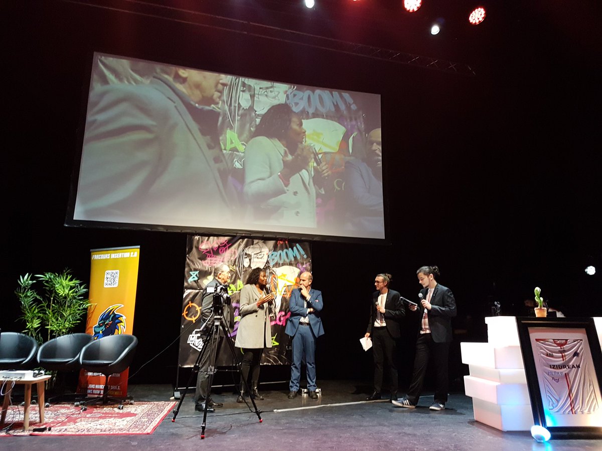 UNmissionlocale's tweet photo. Ouverture de la cérémonie du 1er anniversaire de la #Ghins avec @murielhurtis, son ambassadrice. 
A suivre en direct sur la chaîne Twitch #labonid
 #innovation #insertion https://t.co/j9iDPhhi74