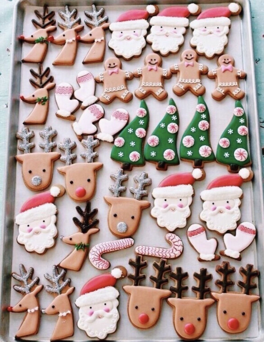 Ayer hicimos galletitas con mami y salieron, ¡buenísimas!❤️🤤🤤