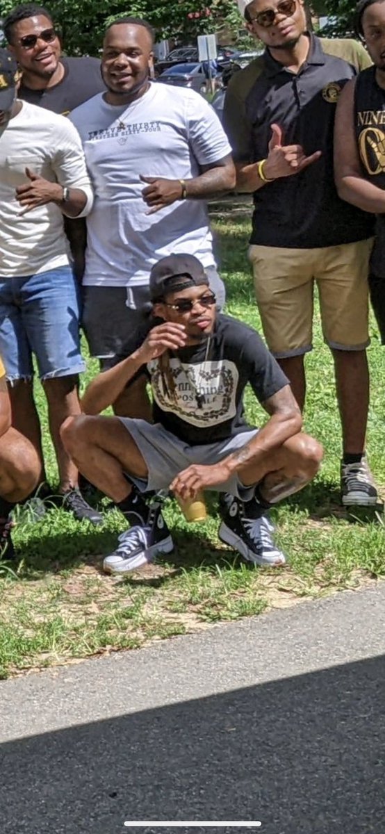 est96_shlm's tweet photo. need i say anything else 🦍 https://t.co/1CPe5zmmuZ