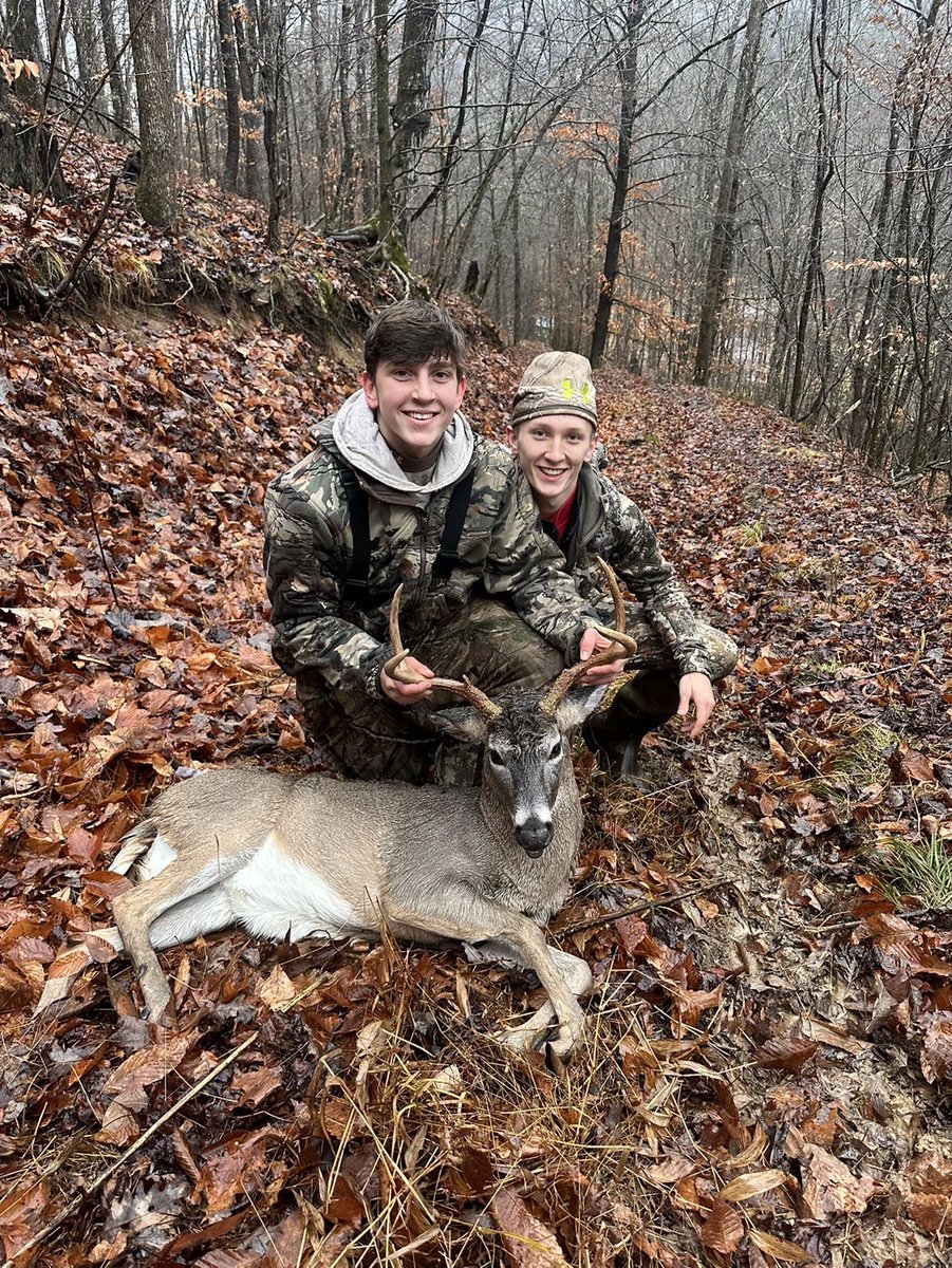 Ethan Rosenau tweet media