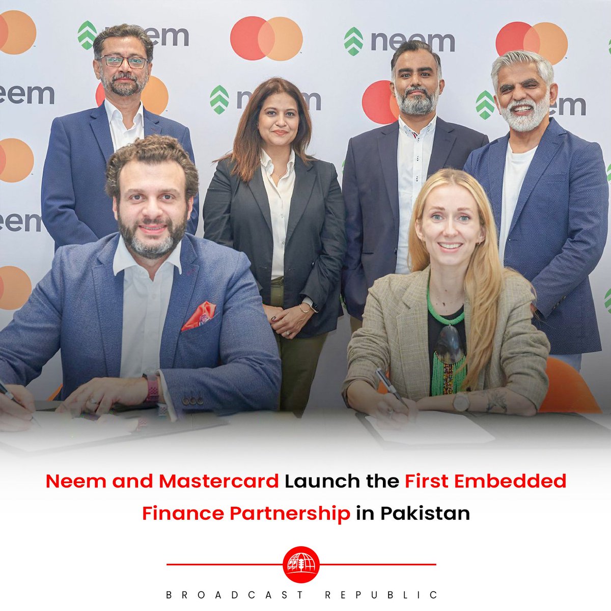 BcastRepublic's tweet photo. Neem, a leading embedded finance company, has recently inked a significant agreement with Mastercard, a global technology giant. 

#BroadcastRepublic #Neem #Mastercard #EmbeddedFinance #TechPartnership #LoyaltyPrograms #Remittances https://t.co/XvbQPu4Gbc