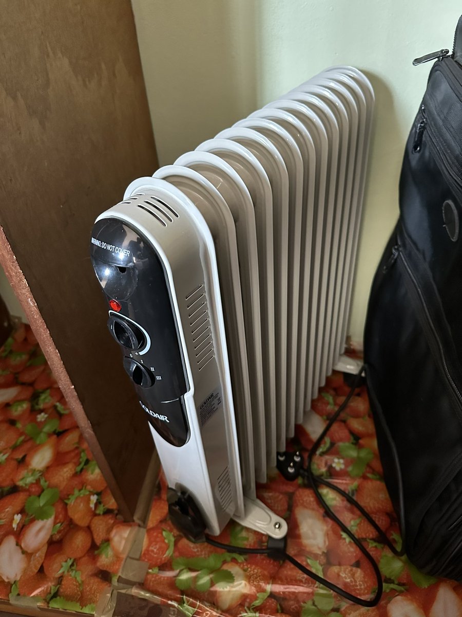Hey #Maseru; is anyone interested in some fin heaters? I have 3 for sale. New they were M1245, I'll say M700 each or M2000 for all three. They’re under warranty from Puretec Maseru Mall until July 2024. Pickup in Maseru West