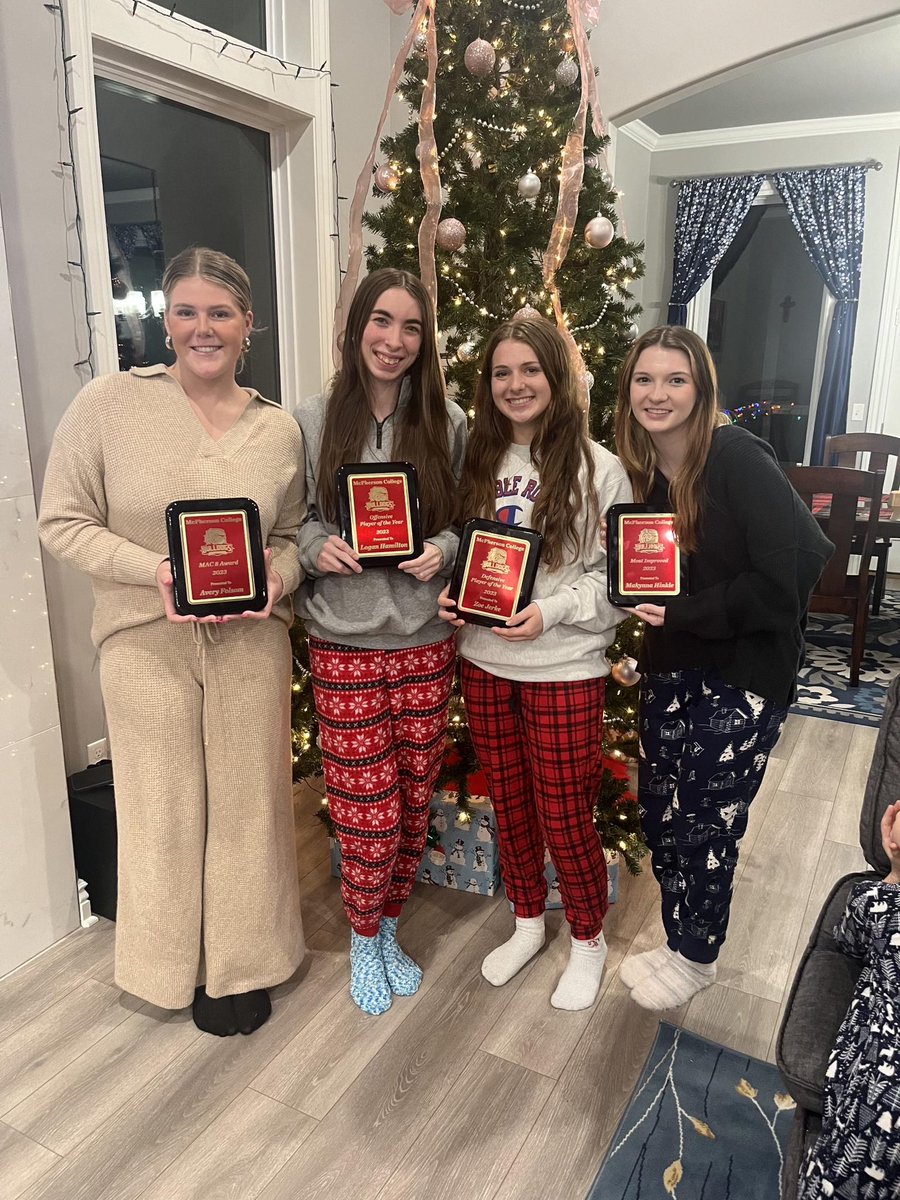 MacCollegeVB's tweet photo. Our award winners :) 
Kenzie Cooper and Avery Folsom: 
The MAC 8 award 

Cynarah Rodriquez and Logan Hamilton: 
Offensive player of the year award 

Moriah Delgado and Zoe Jerke: defensive player of the year award 

Enya Fierens and Makynna Hinkle: 
most improved award https://t.co/R87THZDwA4