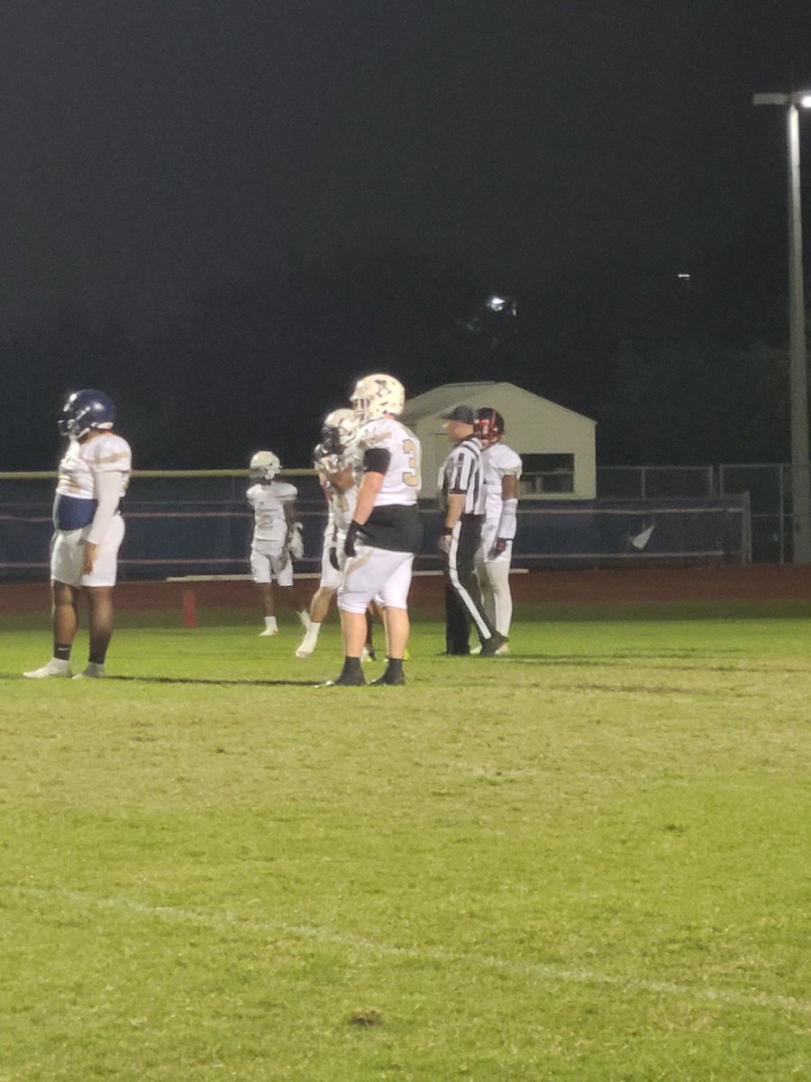 RiverCityPrepFB's tweet photo. Although it rained, we enjoyed our time and had several great talks with the college coaches and scouts in attendance. Thank you @PostGradRecruit for the weekend! #exposure @808_SamuelAdams @nappo1eon @c_markum https://t.co/B4FJI6ZoSI