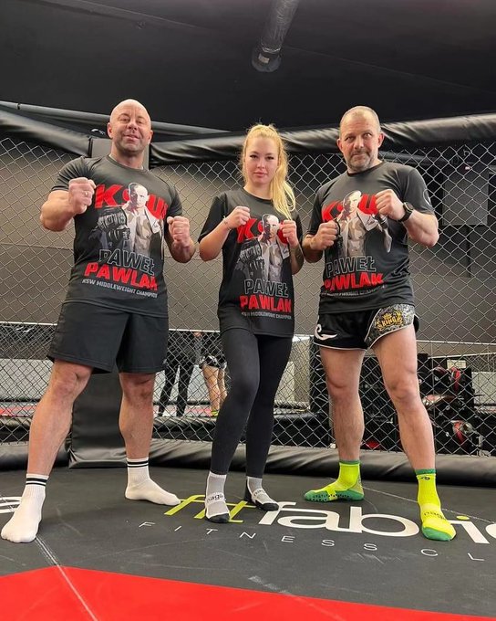 Chyba nie muszę m&oacute;wić kogo będę wspierać 16.12.2023 w Gliwicach na  @KSW_MMA  #teampawlak  a po treningu<a href="/tag/teampawlak"class="tags"><span>#teampawlak</span></a>