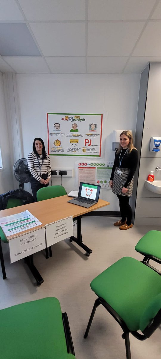 Brilliant turnout at our PCH skills day, amazing engagement from our fantastic team at PCH 

#redtogreen
#endpjparalysis
#yourtimematters 
#acutedeterioration
<a href="/CwmTafMorgannwg/">Cwm Taf Morgannwg University Health Board</a> <a href="/rfhugheshon/">Richard Hughes 💙</a> <a href="/EmmaLouiseKear/">Emma James</a> 
<a href="/emily_daisy3/">Emily James</a> 
<a href="/GervanJones/">vanessa jones</a>