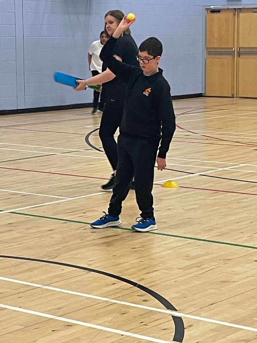 Kim Neill tweet media