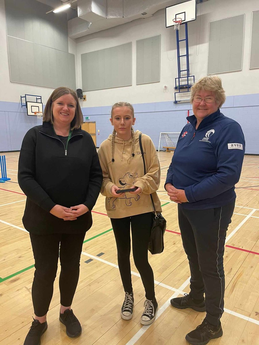 Kim Neill tweet media