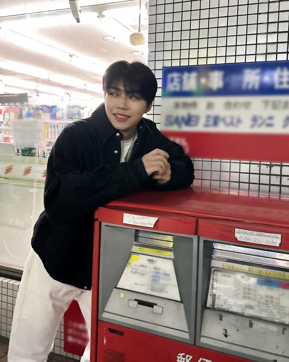 baeal110's tweet photo. 거뉴기 남친짤재능미침 https://t.co/FKo0uCrqGl