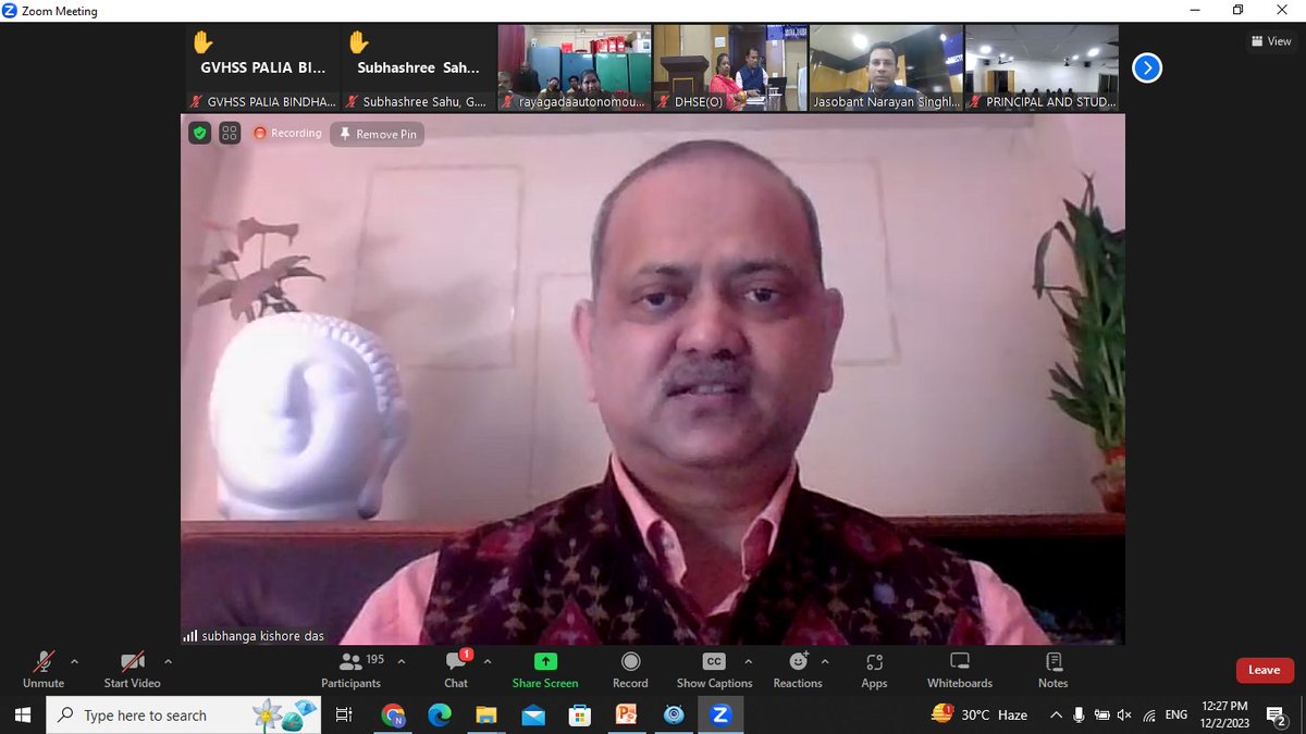 IdentityFounda1's tweet photo. A webinar on " Scopes in Vocational based Careers "  was organised by Directorate of Higher Secondary Education (DHSE),Odisha in association with UNICEF and Identity Foundation.
#Vocational #CareerAdvancement  #JobSuccess  #DHSE https://t.co/eenYlRtz4g