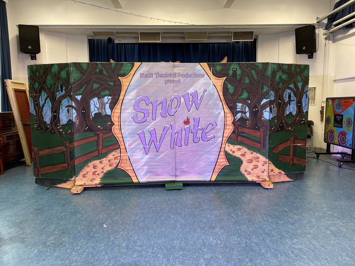 Ggibbonsps's tweet photo. Itβs that time of year again β¦ Panto! @MandMTheatrical
#phoenixfederation https://t.co/YEIJ1dVJ0v