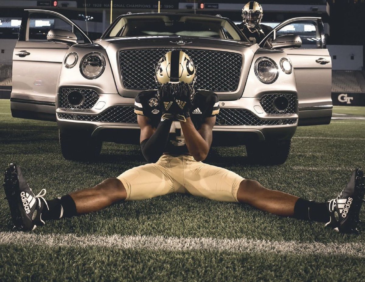 Thank you GOD!!! Blessed to receive a(n) from the hometown!!! <a href="/GeorgiaTechFB/">Georgia Tech Football</a> <a href="/therealkwat/">Kenyatta Watson</a> <a href="/coacherrinjoe/">Errin Joe</a>