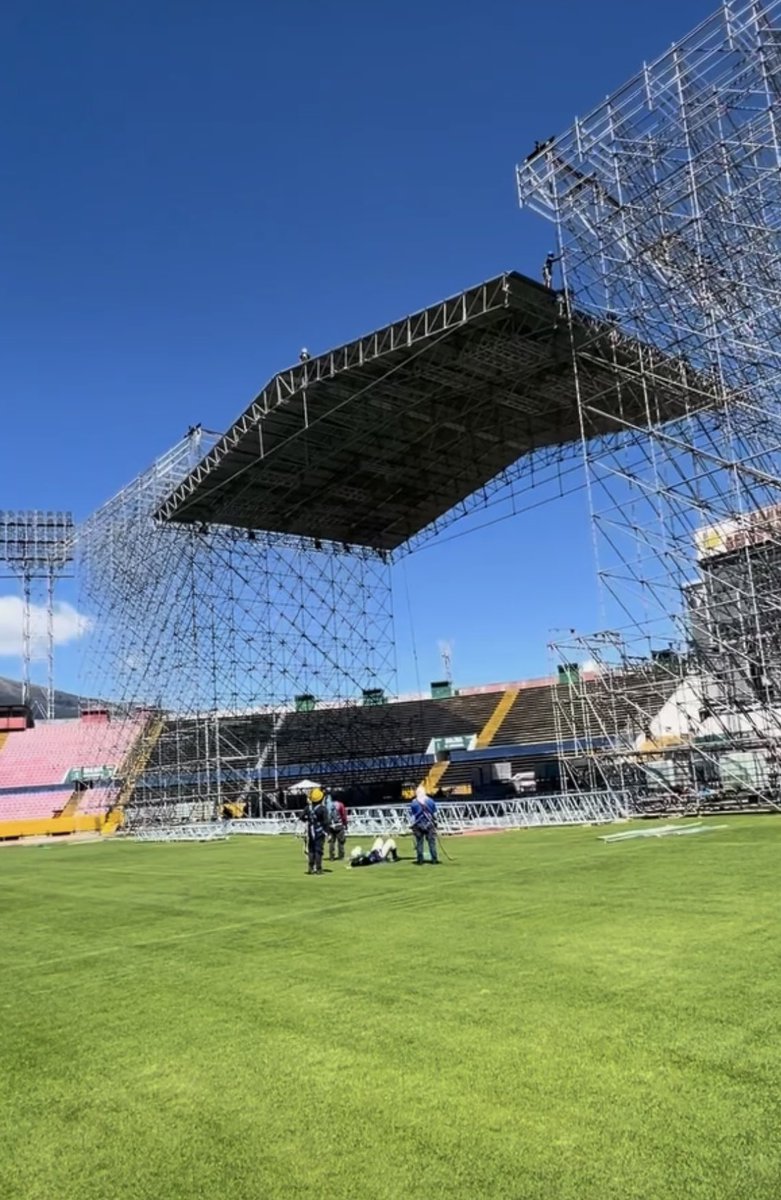 𝒟𝑖𝑒𝑔𝑜 𝒜𝑟𝑐𝑜𝑠 𝒮𝑎𝑎𝑣𝑒𝑑𝑟𝑎 tweet media