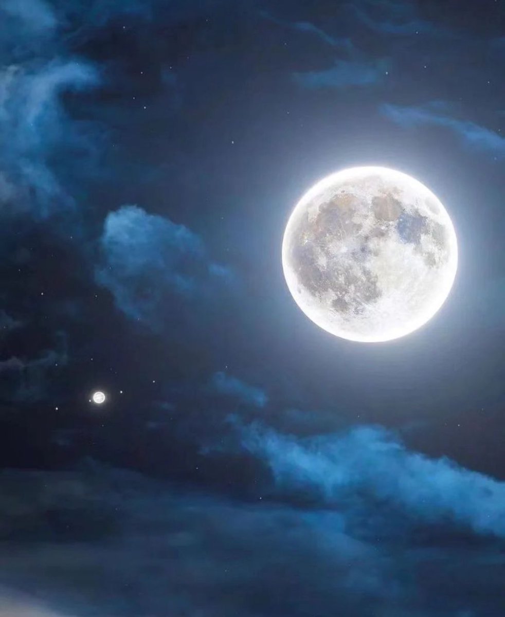 Full Moon with Jupiter.
