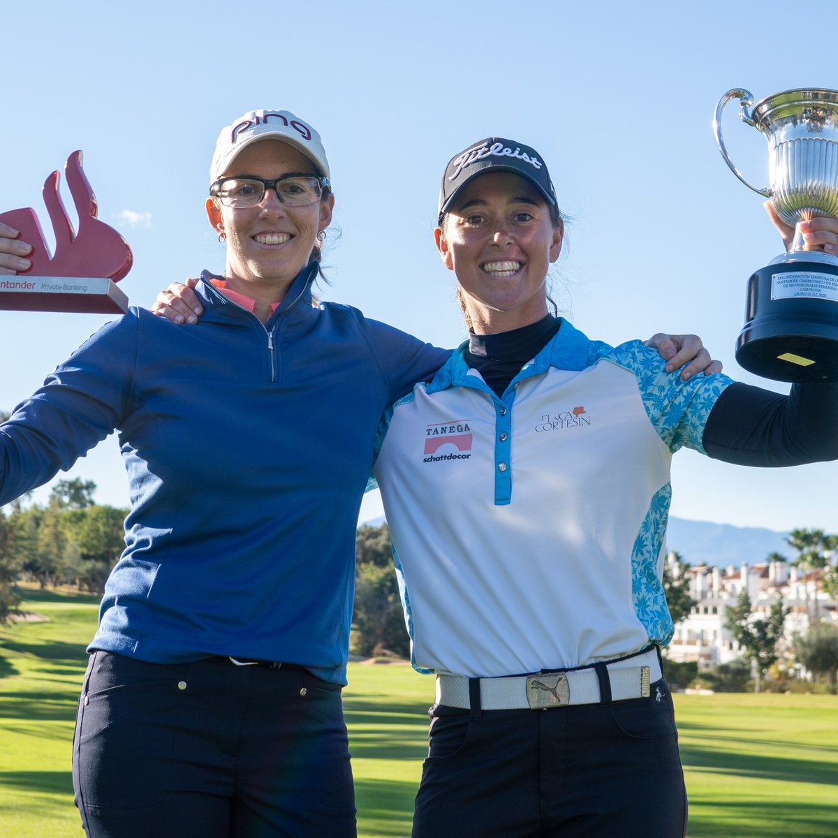 ¡𝐂𝐚𝐦𝐩𝐞𝐨𝐧𝐚𝐬! 🥳 @nuriaitu @mireiaprat1 #SantanderGolfTour