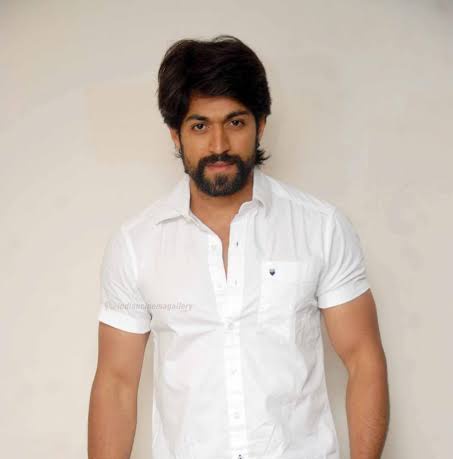 druvathma's tweet photo. Is the news true??
Nija adre chenagiratte 🤞

#Yash19 https://t.co/yU5zRCN2WA
