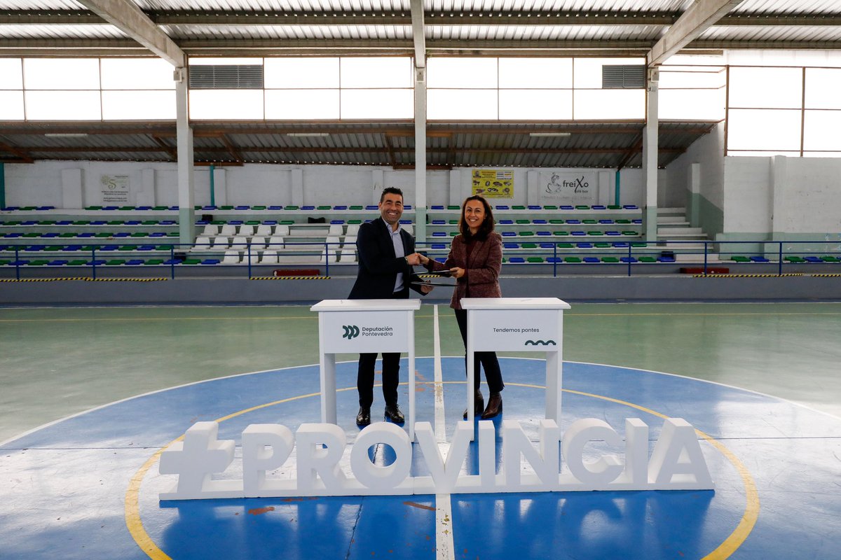 Obras como a acordada hoxe no @ConcellodeMarin, coa súa alcaldesa @MariaRamallov, supoñen mellorar directamente os servizos para os veciños. Pronto, todos aqueles que enchen de actividade o pavillón da Cañota verán mellorado a súa accesibilidade e imaxe

#AProvinciaVaiAMáis