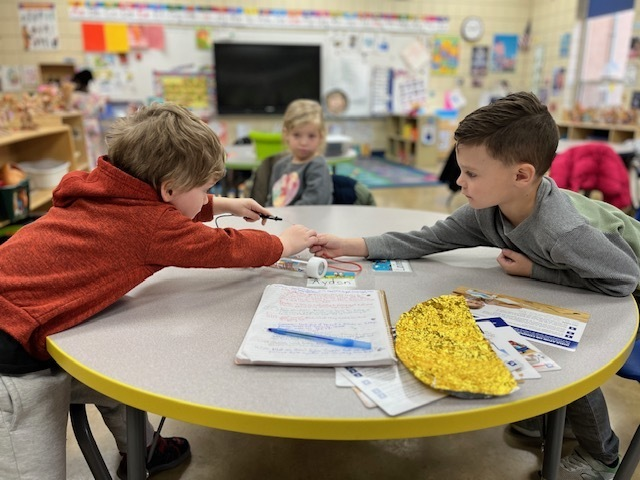 bryantpreK's tweet photo. Students in Mrs. Wyatt's class enjoyed learning about electricity. #ReadySetLearnBPK https://t.co/kCeN639Csl