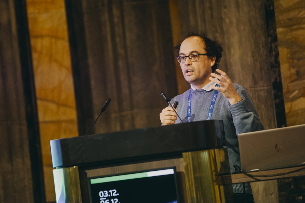 CASUSscience's tweet image. Exciting talks galore today at our German-Polish workshop "Many-particle systems under extreme conditions"! The organizers David Blaschke, @DynamicsCondMat &amp;amp; Ralf Schützhold warmly welcome all participants to wintry #Görlitz. Wilhelm &amp;amp; Else #Heraeus Seminar // Max Born Symposium