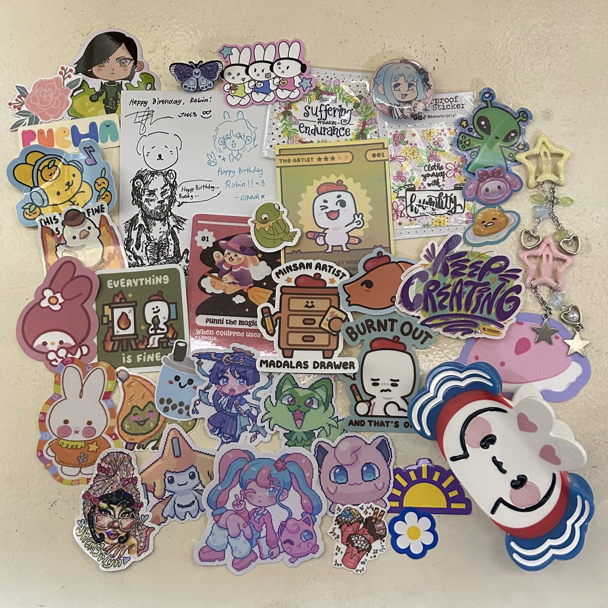 BUNBEARiE's tweet photo. late post of my #StickerConMNLHoliday purchases, trades, and birthday gifts!
thank you @ktsudon_ @mugitchi @cinnadrop @uhnyon_art @scherschers @nadssu @habunnyart @kimpuchikuku 🫶 https://t.co/ViZCRwHfjd