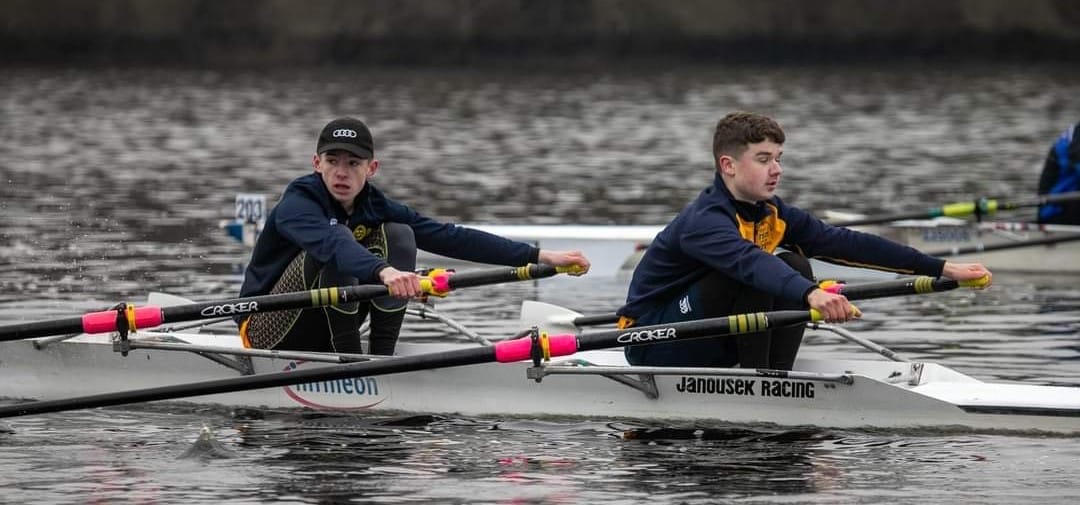 Kings_Hospital's tweet photo. ๐ขShoutout to our resilient students at Lough Rynn lake's Carrick Boat Club Head Race! Despite the cold, they triumphed: 2nd in J16 2x & 3rd in J16 1x. Big thanks to Coach Will for capturing these moments! ๐ฃโโ๏ธ๐ธ #CarrickBoatClub #RowingRace #StudentAthletes #CoachWill https://t.co/Ga5MLYKn6U