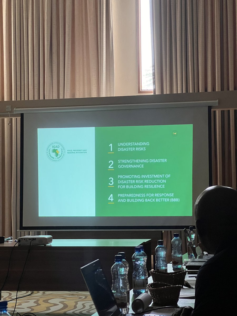 Jacfar252's tweet photo. I'm thrilled and excited to have the opportunity to participate in @icpac_igad’s media training program. Predicting climate change, preventing disasters, and how journalists spread awareness about their organizations👇👇 https://t.co/AaAveTDbbH