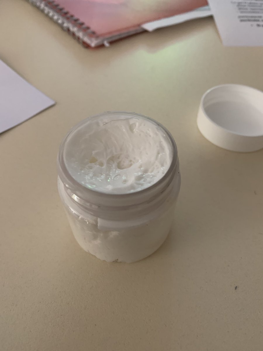 La cosmeto d’Helene tweet media