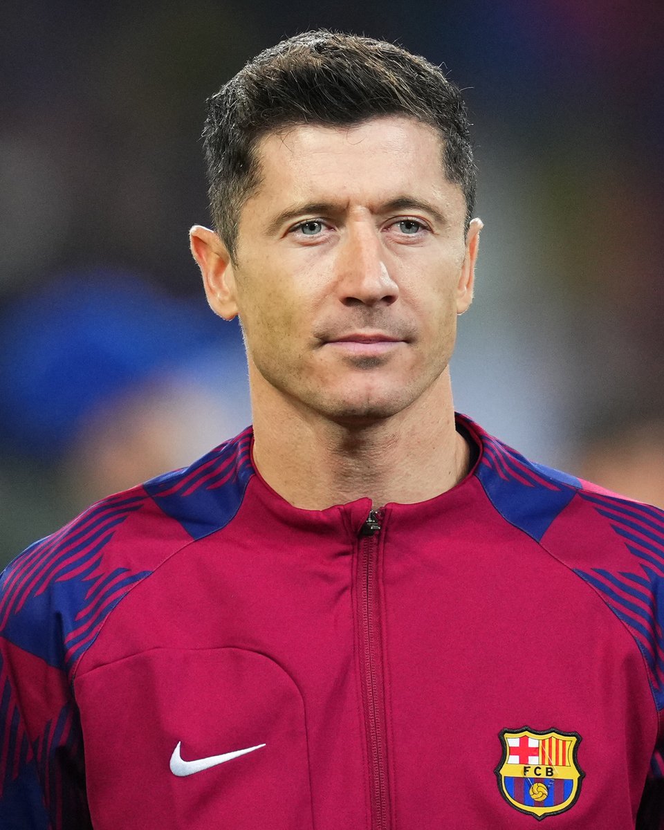 🚨 Barcelona are considering selling Robert Lewandowski this summer. 👋 (Source: @10JoseAlvarez)