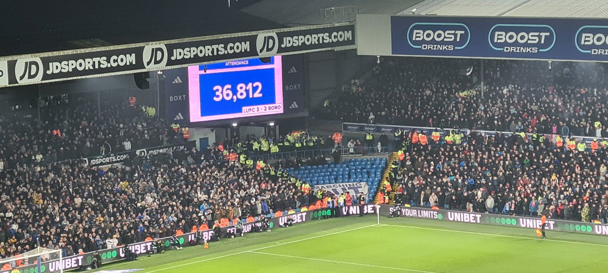AlawFinland's tweet photo. Loved to be back at Leeds! Great six points after more or less dramatic games, but that's the Leeds way. 💙💛

Hope to see you again soon!

#alaw #lufc #mot https://t.co/Q7g0KqaXwA