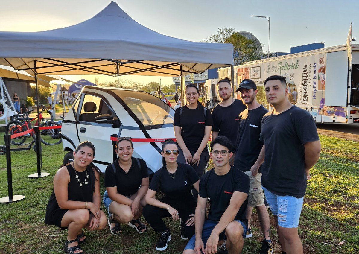 Estuvimos Presentes con <a href="/Hamelbotlabs/">Hamelbot Group</a> en #Makerland2023 👏👏👏
En esta oportunidad expusimos el Auto Urbano Biplaza C-R2