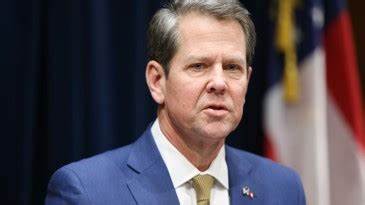 With the state sitting on a mountain of reserves, Gov. Kemp said Monday he wants to speed up implementation of a law passed last year to reduce the income tax rate in Georgia. The rate would drop from 5.75% to 5.39%. tinyurl.com/5t5x6k2s #gapol @ajcpolitics