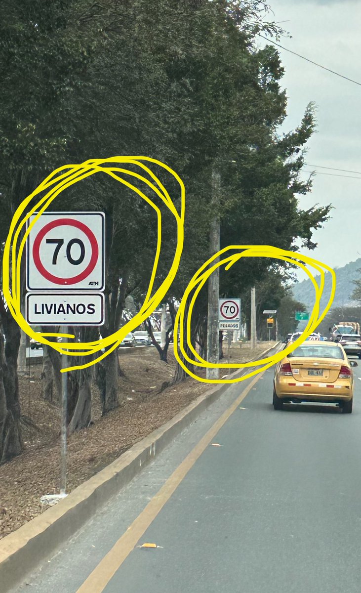 CuerdoGato's tweet photo. @ATMGuayaquil @AntiradarGYE @ViaLaCostaUnida @quilesalvarezh luego de algunos días que se definió la reducción de los límites de velocidad en vía a la costa, la propuesta es que a los pesados no se redujera?? Ambos a 70 kms/hora?? Semejante absurdo por no decir estupidez..!! https://t.co/5ceCezP3U1
