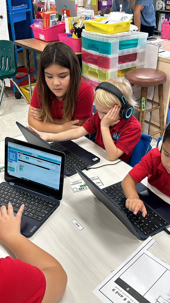 𝓜𝓼.𝓥𝓲𝓷𝓼𝓸𝓷 tweet media