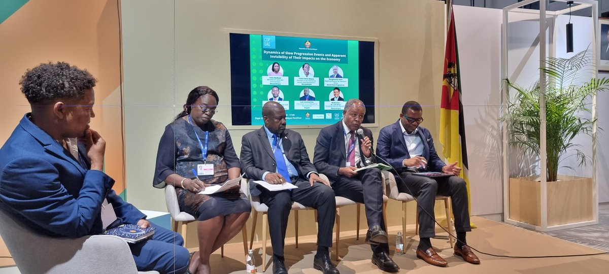 wfp_mozambique's tweet photo. 🌍#HappeningNow #COP28
Together with the Govt. of #Mozambique, WFP shed light on the often overlooked yet profound impacts of slow progression events like drought & #ElNino.
#AnticipatoryAction & #DisasterInsurance are vital in tackling drought for a resilient economy. https://t.co/0VbSGHIBHO