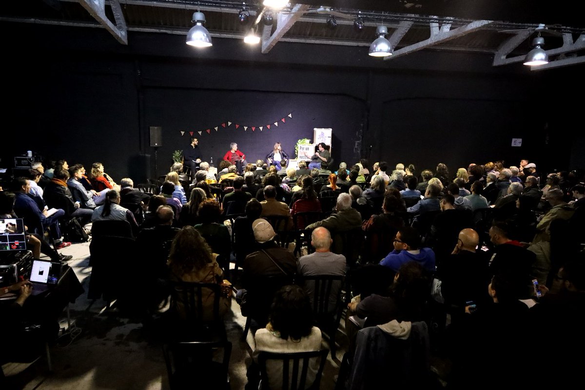 Fa un mes vam crear entre totes un espai imprescindible de debat i conversa amb la celebració de la jornada Per un Futur Nostre, ara toca seguir creant col·lectivament👇fundaciosentitcomu.cat/donacions/

Reviu la jornada
📽️youtube.com/@fundaciosenti…
📸<a href="/leyre_pgonzalez/">Leyre</a>
fundaciosentitcomu.cat