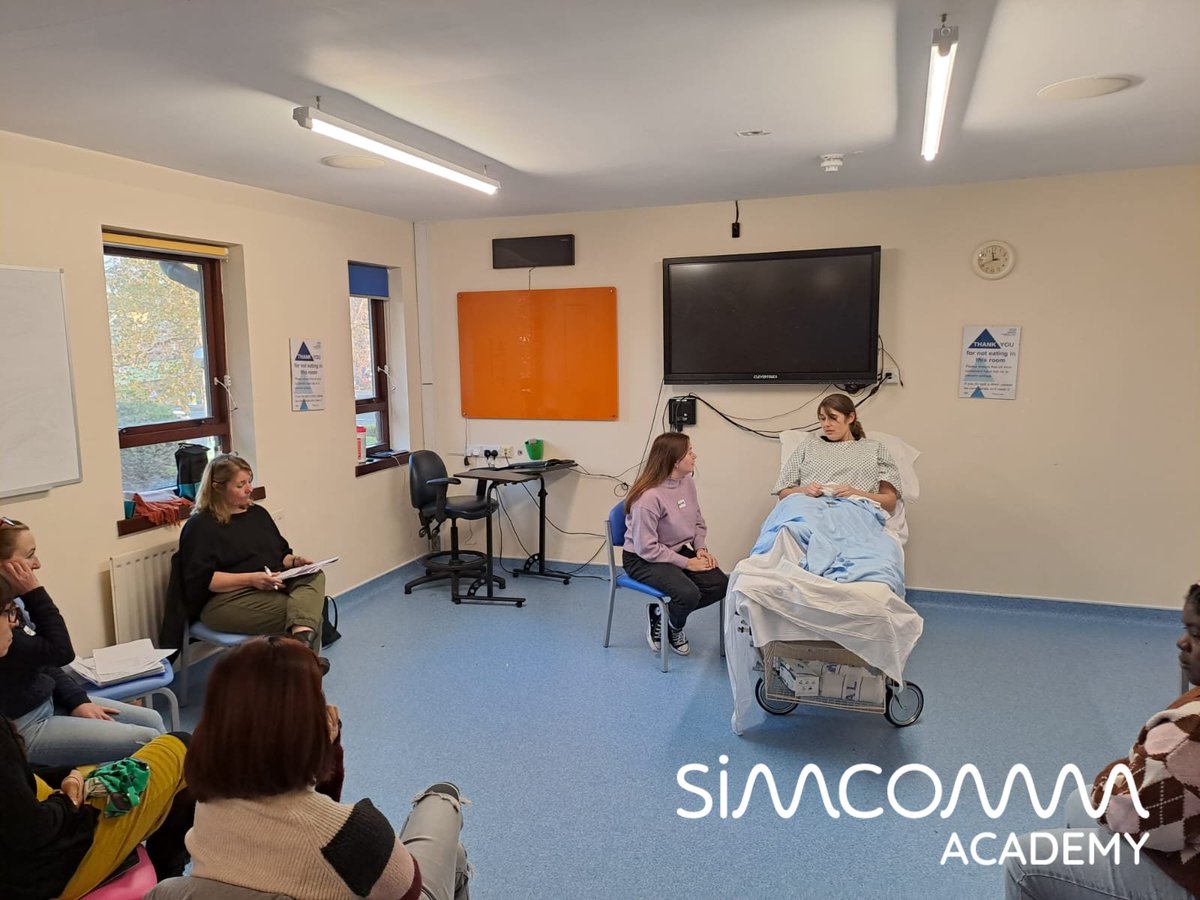 Good time at the 'Band 5 - In Charge' sessions on Friday at University Hospitals Sussex NHS Trust! We focused on empowering future leaders, tackling work realities, &amp; fostering active participation. Grateful for the insights from @UHS_Education, <a href="/ChloeJTrott/">ChloeT</a> &amp; <a href="/Sam_Elliott82/">Sam Elliott-Olechnowicz</a>!