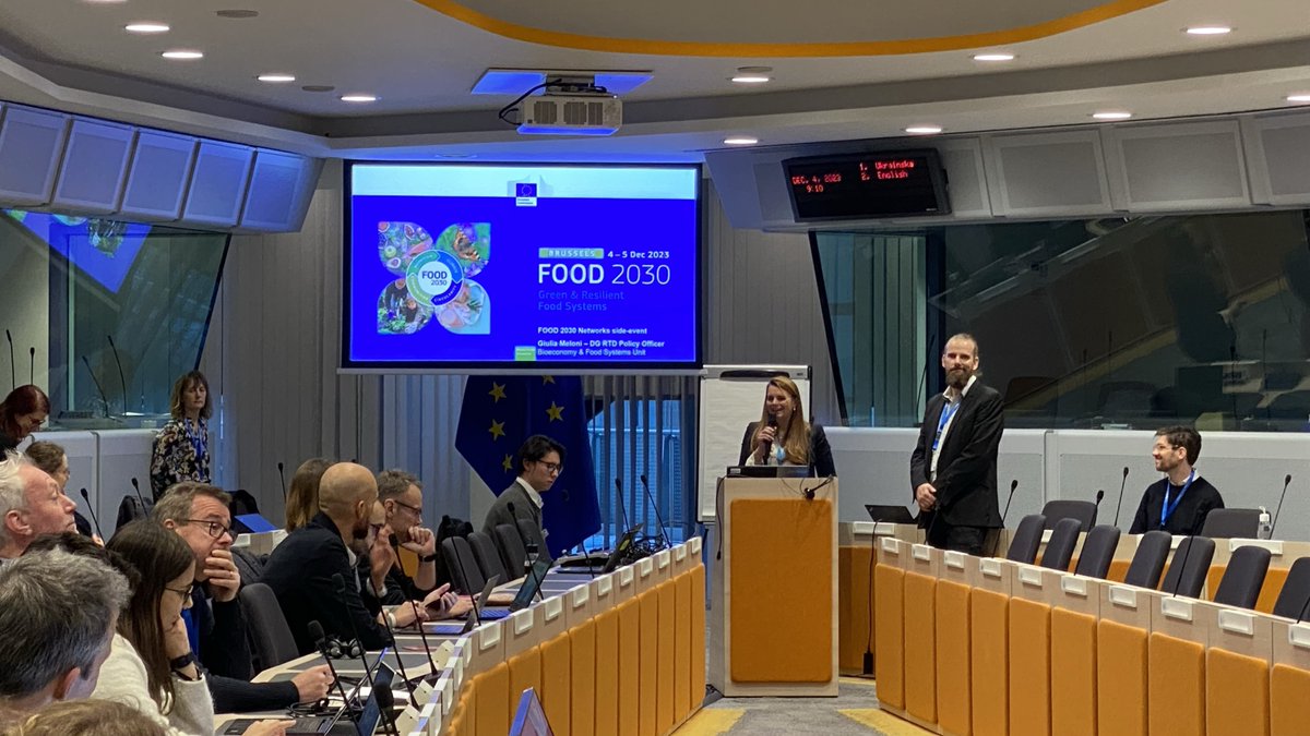 📸Today, during Brussels' #food2030eu conference, #CleverfoodEU and #FoodPathS held a side event to discuss inclusiveness in #FoodSystems.

Cleverfood was also chosen to be showcased together with other projects in the Food Village exhibition.