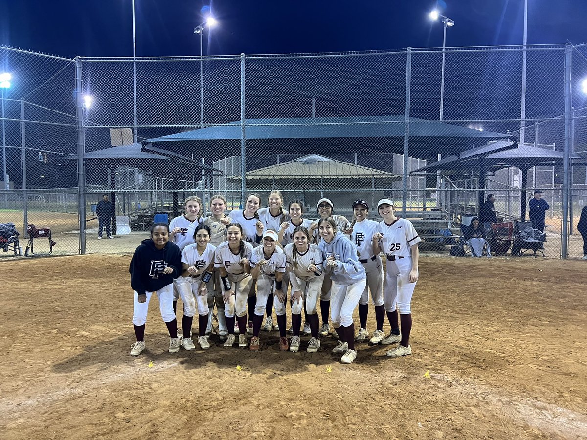 5 showcase games into a SE bracket these girls ended the season on a high note, Champs (8-1)! Congrats girls, I am proud of each of you in your own ways! I can’t wait to see the amazing things you all will do in HS this spring! Best of luck and way to wrap things up! #proudcoach