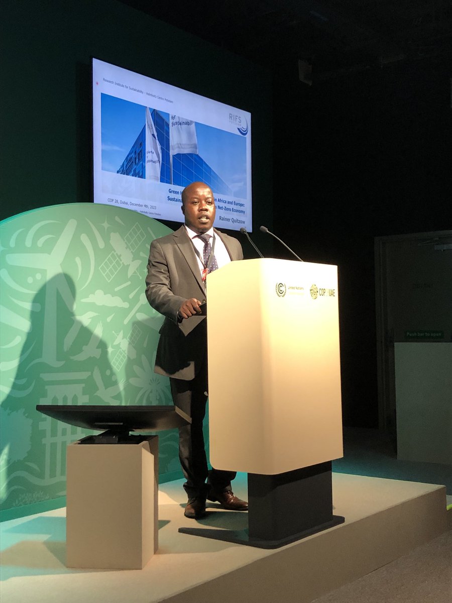 Kathleen Mar (@kathleen_a_mar) on Twitter photo Takeaways from our <a href="/RIFS_Potsdam/">Research Institute for Sustainability (RIFS)</a> #COP28 side event on green #hydrogen partnerships 3) <a href="/wemanya_amos/">Amos Wemanya</a> from <a href="/PowerShftAfrica/">Power Shift Africa</a>: Africa has huge potential for #renewables, but has only received 2% of investments over the past 20 years. That has to change. Takeaways from our <a href="/RIFS_Potsdam/">Research Institute for Sustainability (RIFS)</a> #COP28 side event on green #hydrogen partnerships 3) <a href="/wemanya_amos/">Amos Wemanya</a> from <a href="/PowerShftAfrica/">Power Shift Africa</a>: Africa has huge potential for #renewables, but has only received 2% of investments over the past 20 years. That has to change.