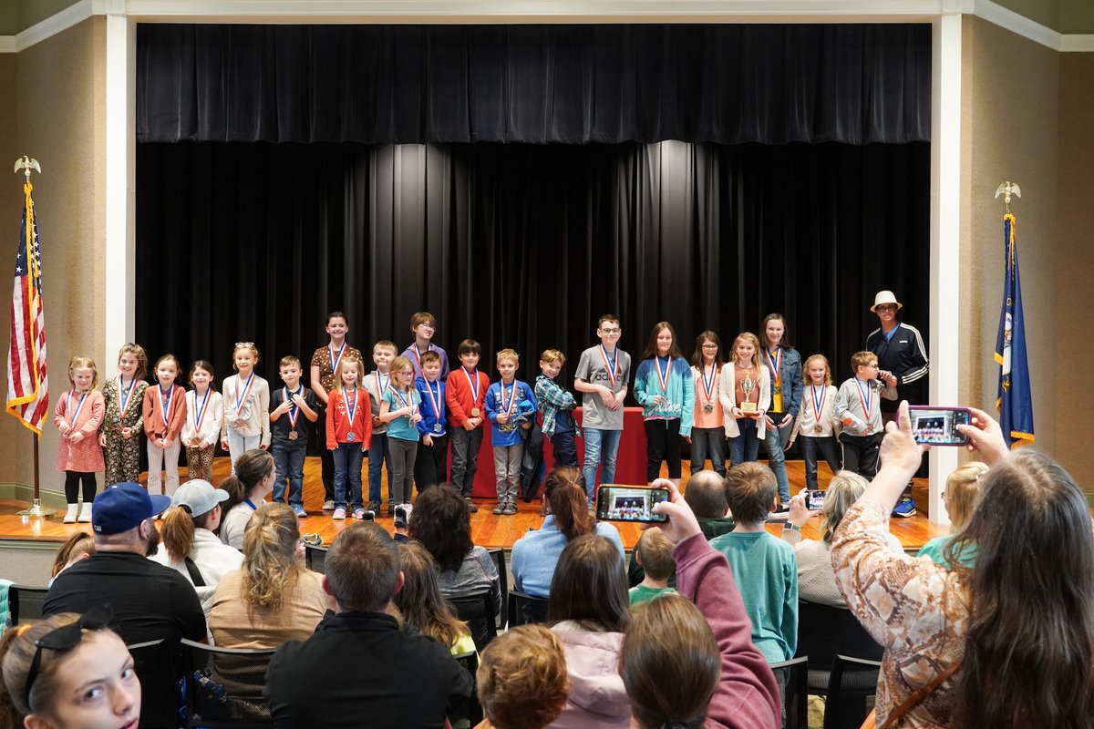 laurellibrary's tweet photo. The library turned into a science lab for our Homeschool Science Fair! From explaining ‘how stuff works’ to ‘why stuff is gross’ our young scientists gave it all they got. Who knew learning could be this cool?!?
…
#LaurelLibrary #PublicLibraries #LondonKY #HomeschoolScienceFair https://t.co/XWafaYWtFn