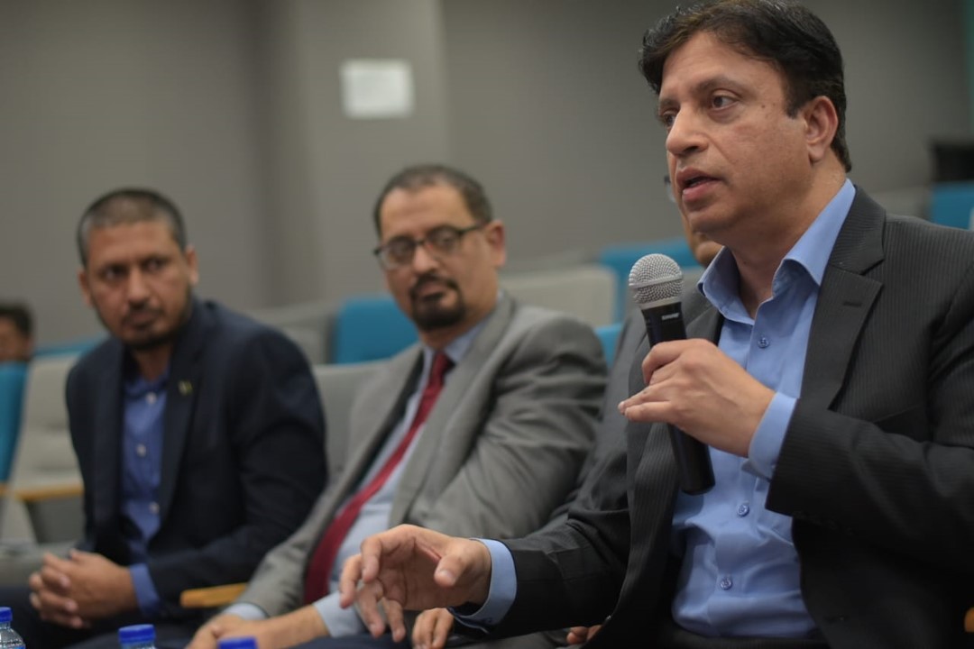 IgniteNTF's tweet image. 🚀Witness the thrilling moments from #DigitalPakistan #CybersecurityHackathon2023, hosted at #NICLahore #LUMS. CEO Ignite, Asim Shahryar Husain, engages with the audience and elaborates on Ignite&apos;s initiatives. 🚨🔐 #LahoreHackathon2023 #ChallengeAccepted 💪 #Ignite #MOITT