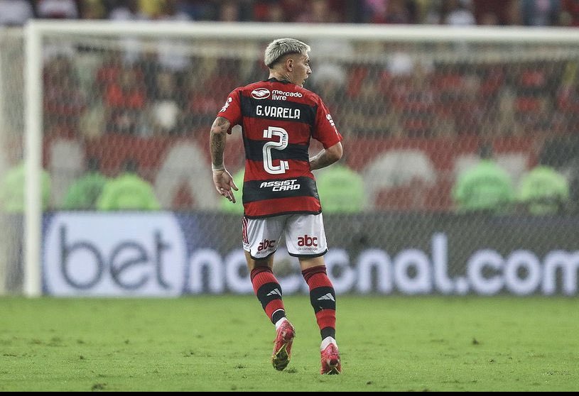 🚨 River Plate e Peñarol estão interessados na contratação de Guillermo Varela.

🗞️ <a href="/matheusleal1/">Matheus Leal</a>