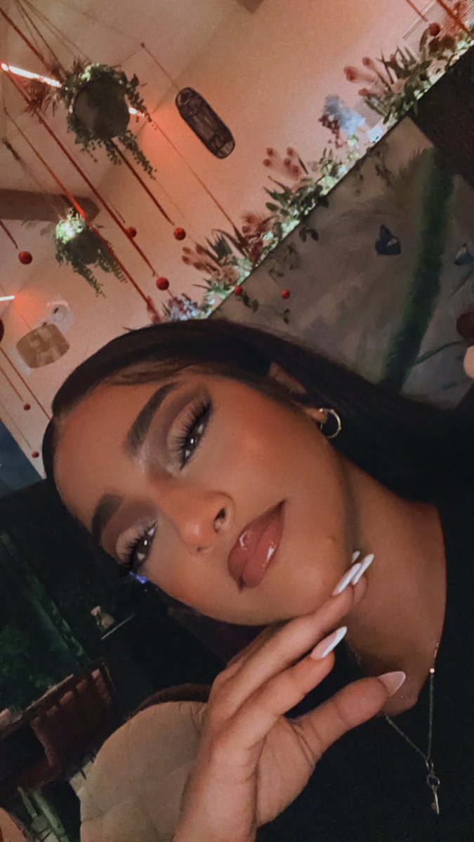 sophiealakija_'s tweet photo. No plans to suck belle this Dec 🤭 https://t.co/cPPKDlBfbt