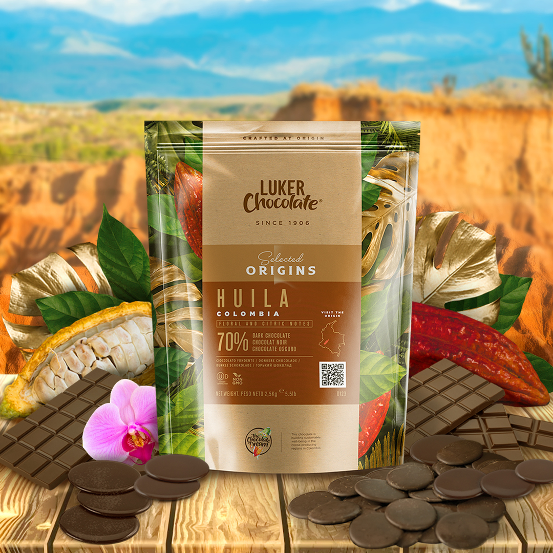 Introducing #DarkChocolate Huila 70%: A silver AVPA winner where every bite weaves the rich stories of Huila producers with sustainability. 🍫🌍✨
#singleoriginchocolate #sustainablechocolate