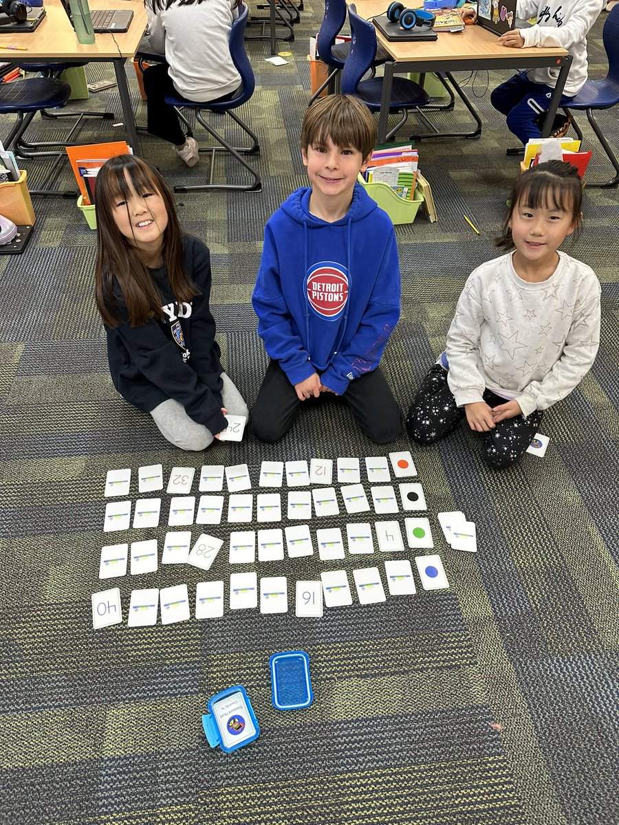 BermanBagian's tweet photo. 3rd graders are using #NoviAVMR strategies to build number sense and think flexibly about numbers. @ChampeThompson #DFCares #NoviPride https://t.co/QJ8Y5Lm1C9